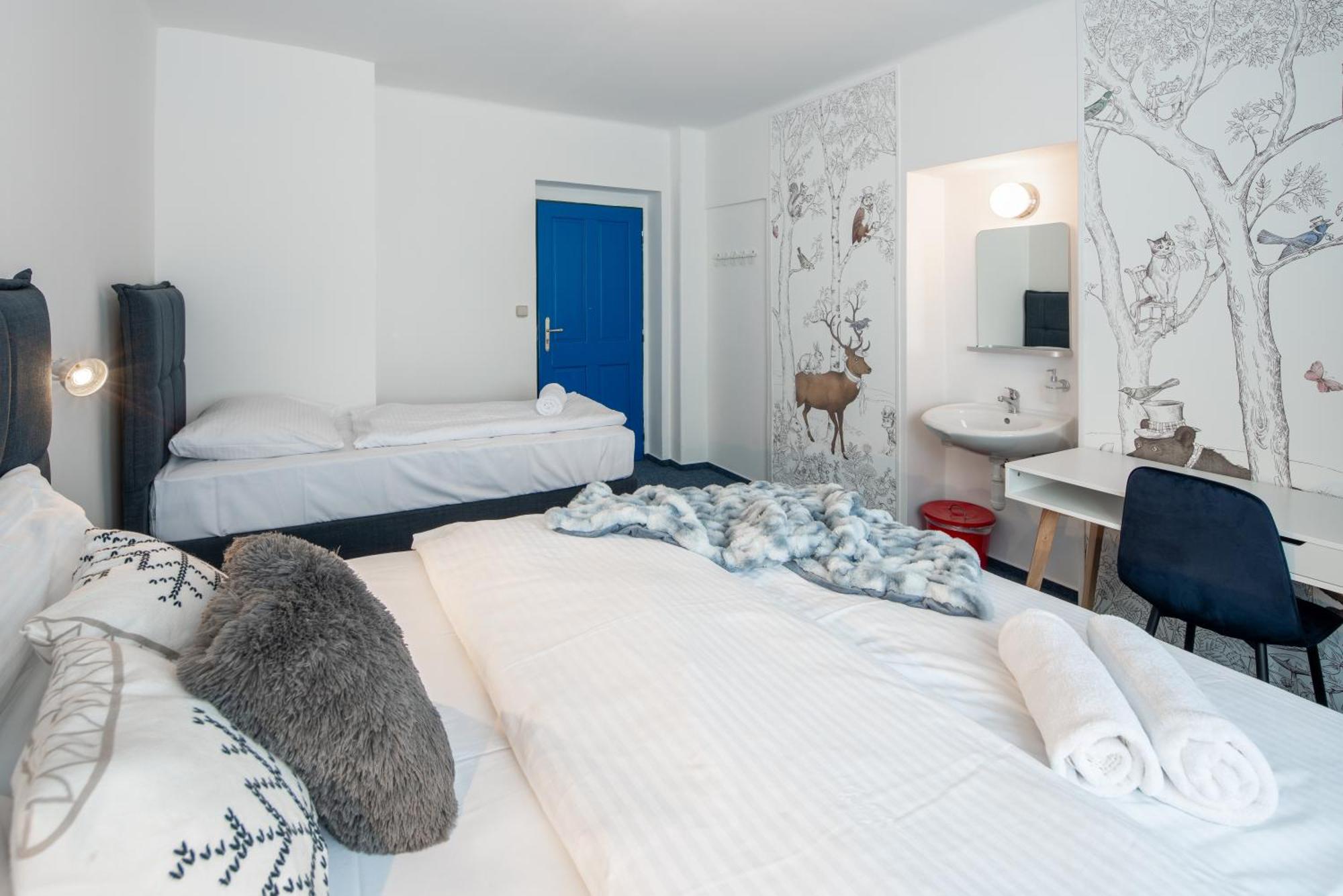 Prazska Bouda Hotell Pec pod Snezkou Exteriör bild