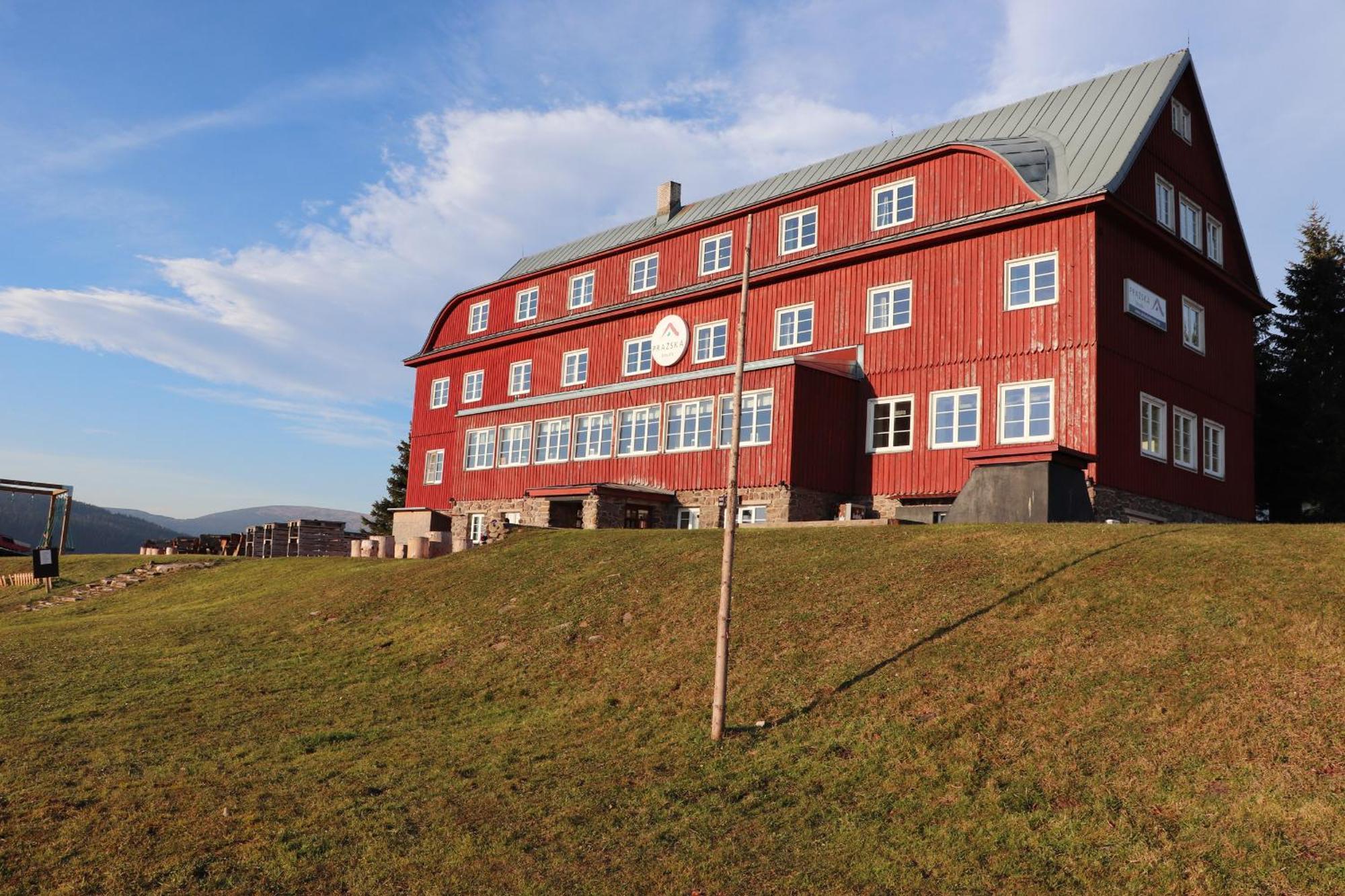 Prazska Bouda Hotell Pec pod Snezkou Exteriör bild