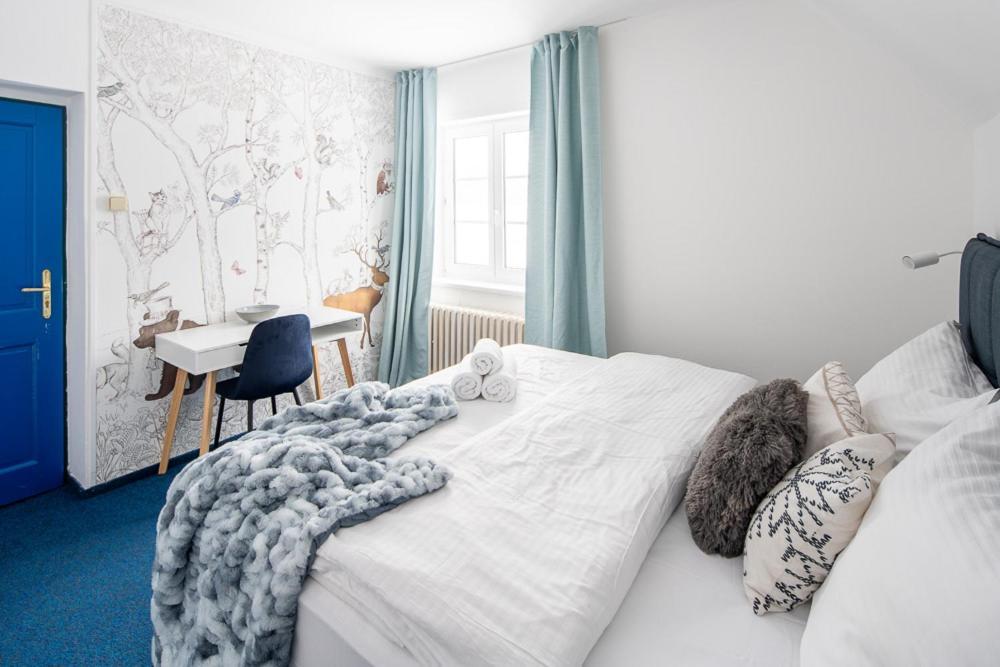 Prazska Bouda Hotell Pec pod Snezkou Exteriör bild