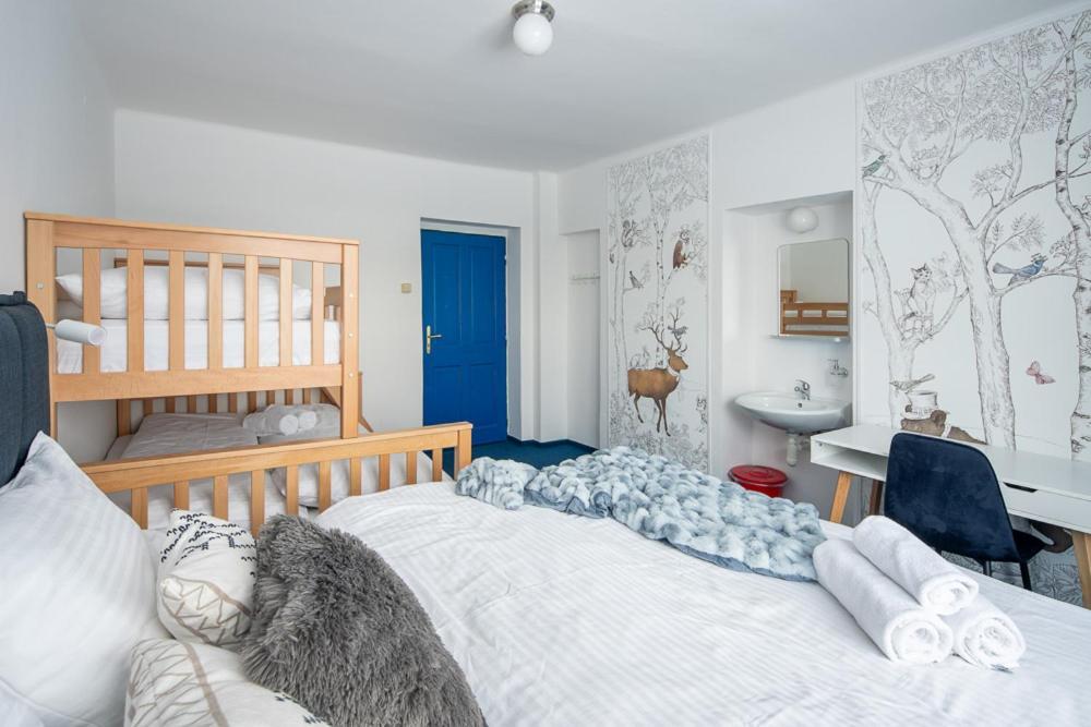 Prazska Bouda Hotell Pec pod Snezkou Exteriör bild