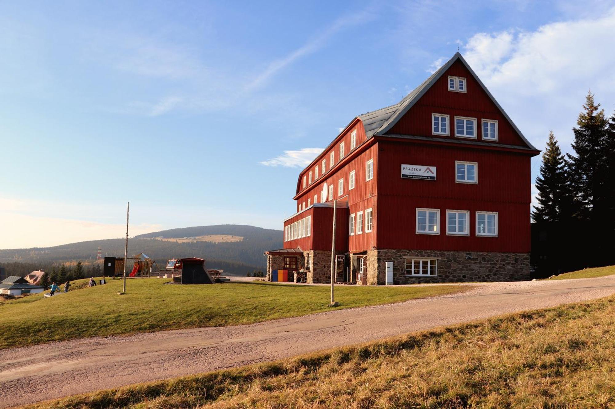 Prazska Bouda Hotell Pec pod Snezkou Exteriör bild